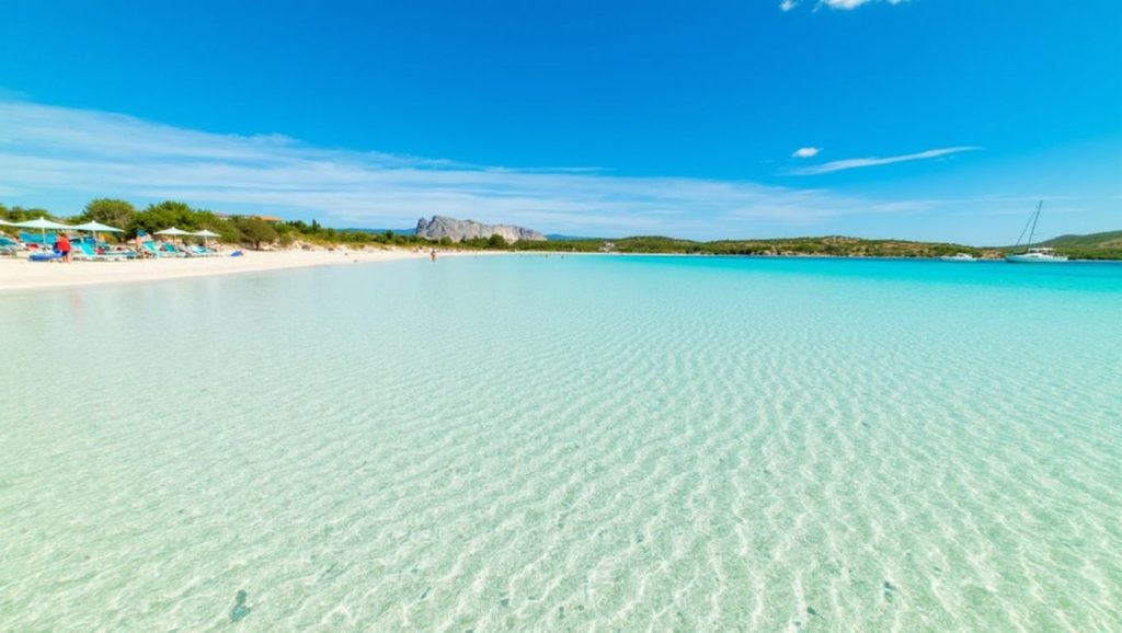 Spiaggia di Cala Lunga — foto 3 de 6