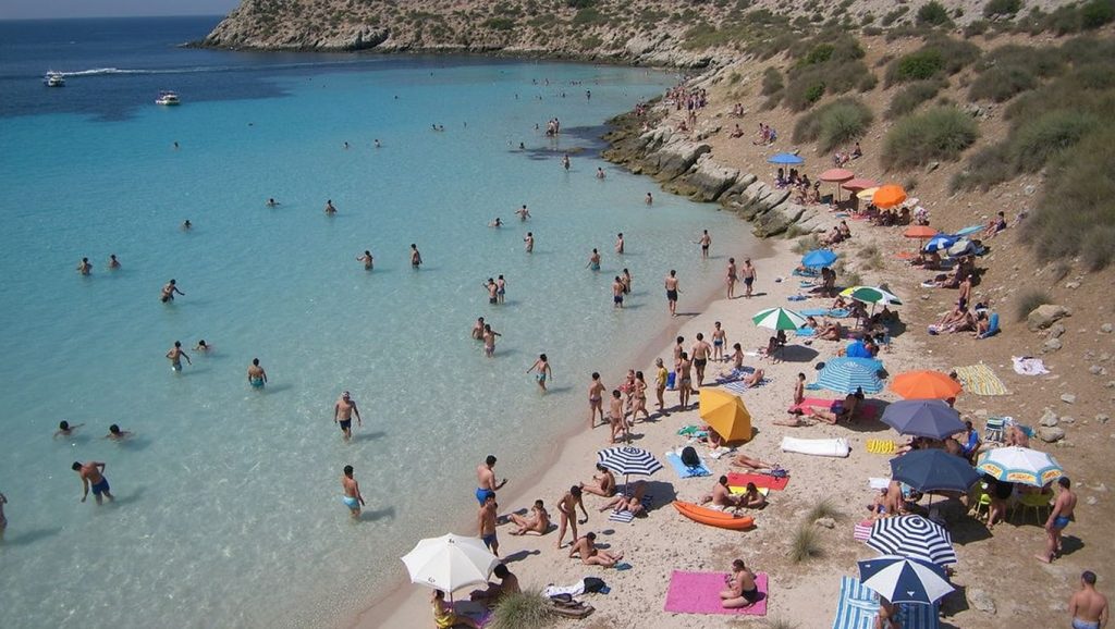 Spiaggia di Cala Minnola — foto 1 de 6