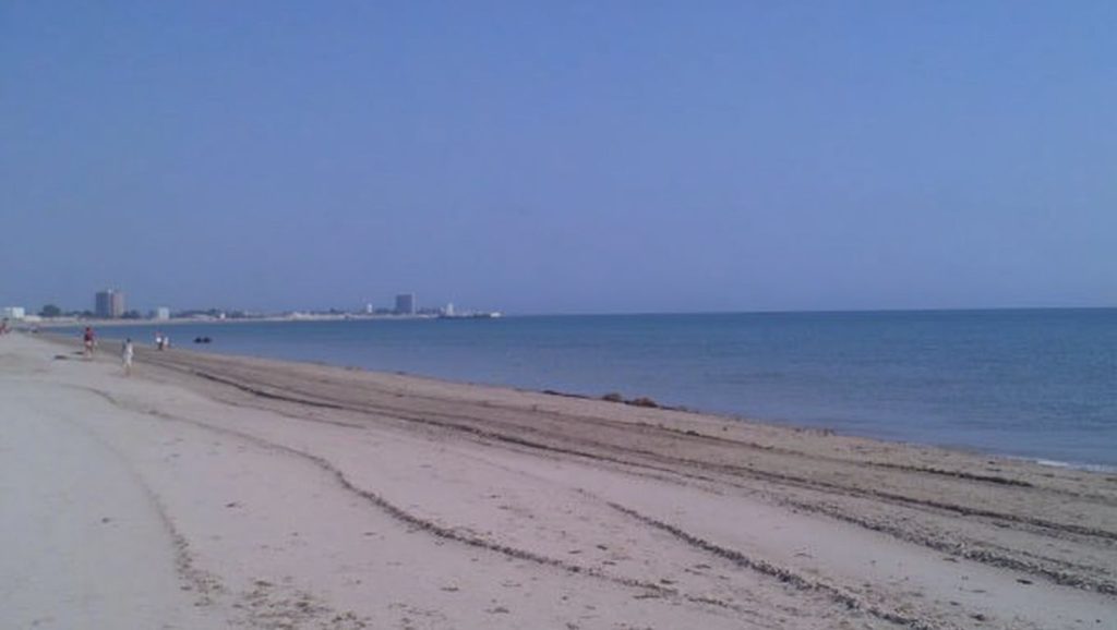 Vista amplia de Spiaggia di Granelli en Pachino, Sicilia