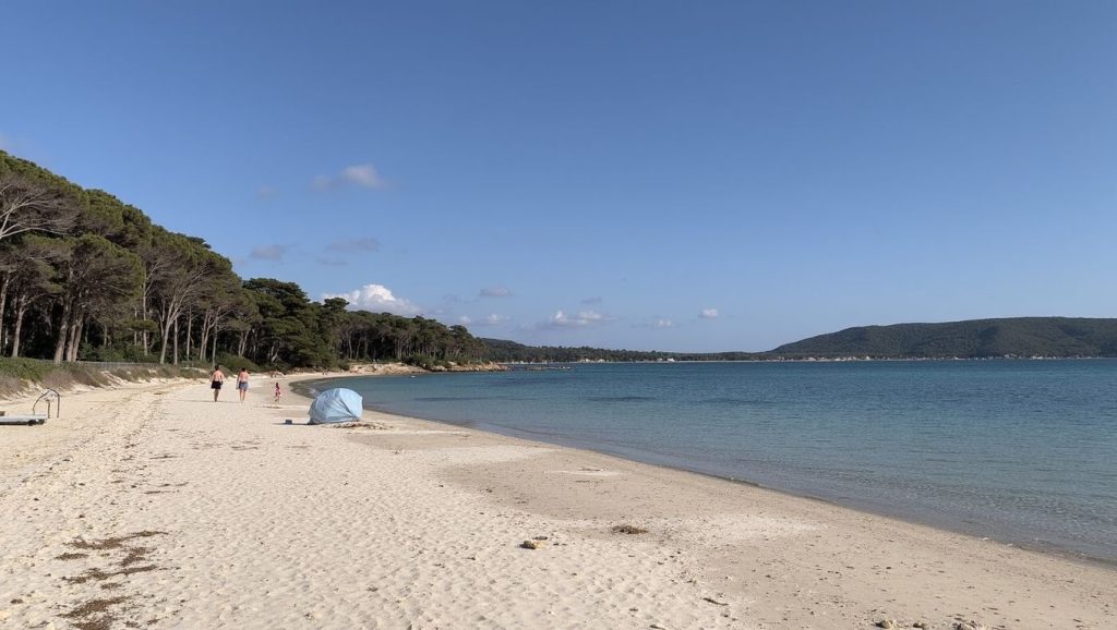 Spiaggia di Mugoni — foto 4 de 6