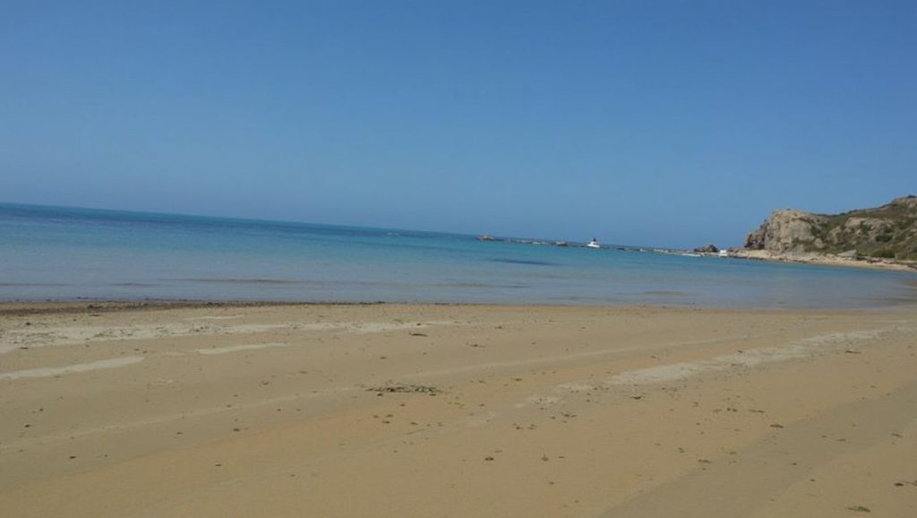 Vista del entorno de Spiaggia di Pergole, Realmonte, Sicilia