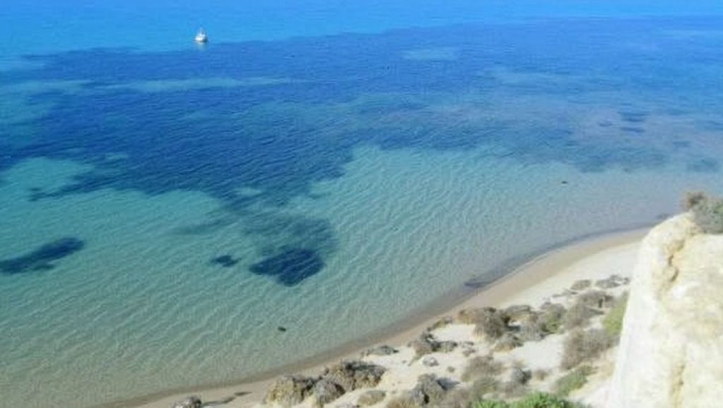 Arena fina en Spiaggia di Pergole, Realmonte, Sicilia