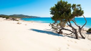 Spiaggia di Porto Pineddu (Sant’Anna Arresi, Cerdeña)
