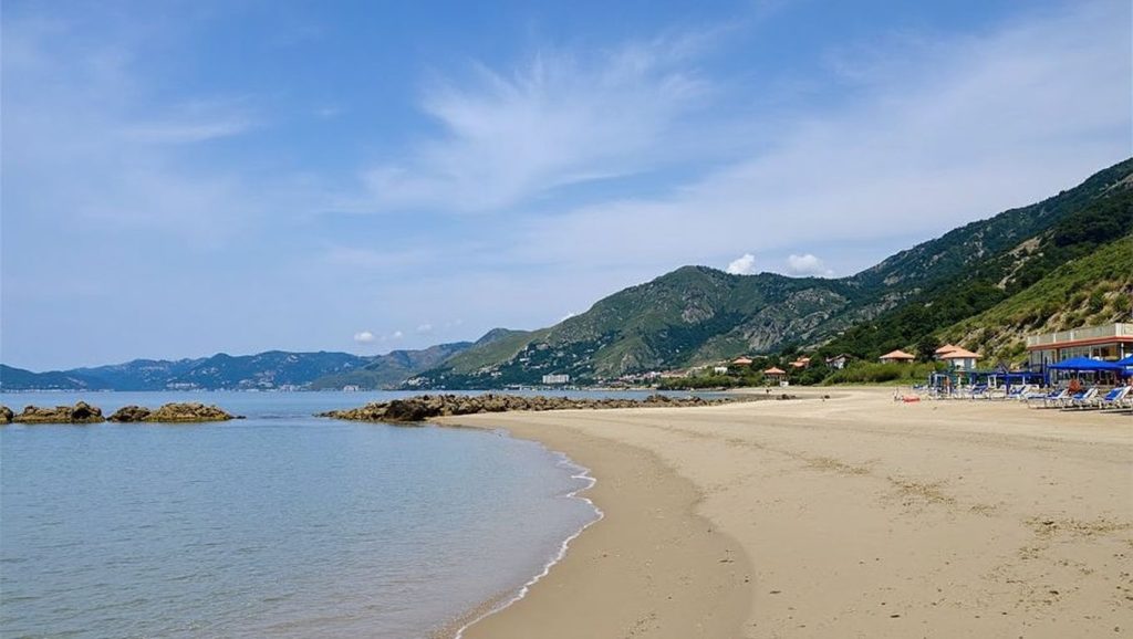 Spiaggia Grande di Acciaroli — foto 4 de 6