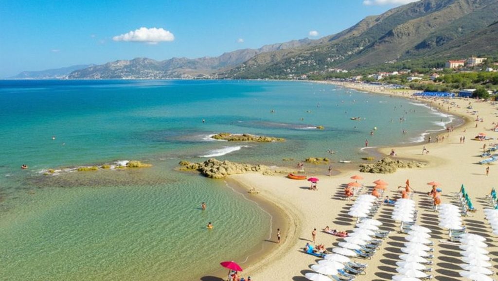 Spiaggia Grande di Acciaroli — foto 5 de 6