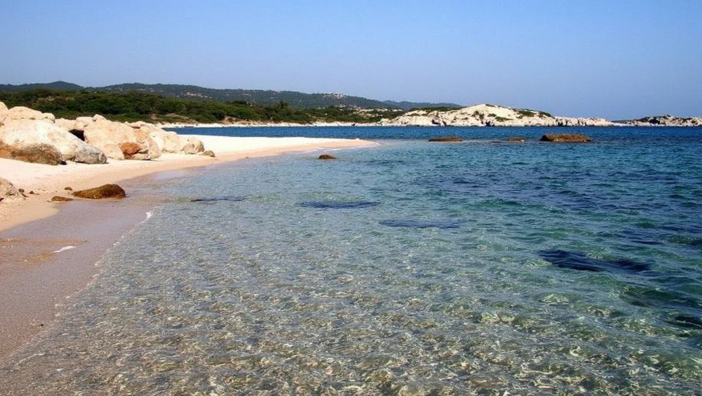 Spiaggia La Licciola — foto 1 de 6