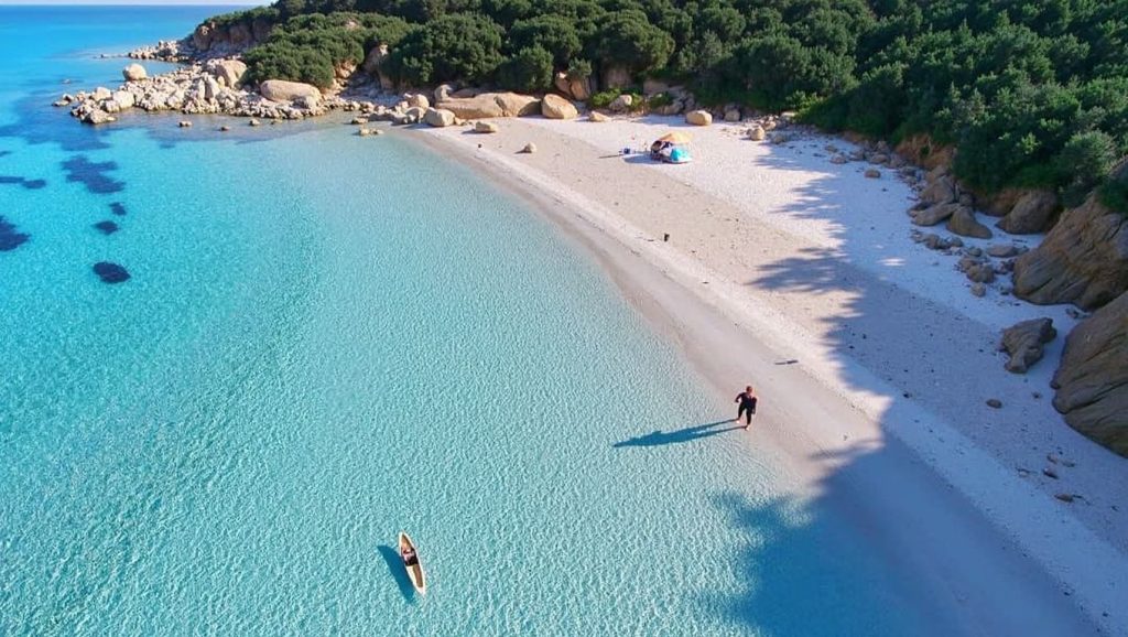 Spiaggia Porto Giunco — foto 2 de 6
