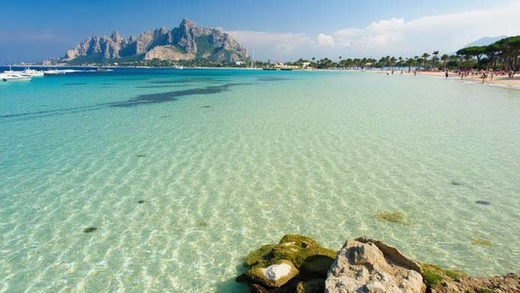 Paseo hacia Spiaggia Vulpiglia, Pachino
