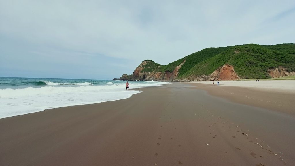 Playa Campos (Manzanillo, México) — foto 2