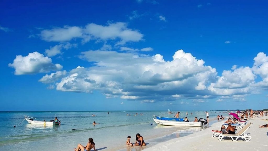 Playa Cancuncito (Holbox, México) — foto 4