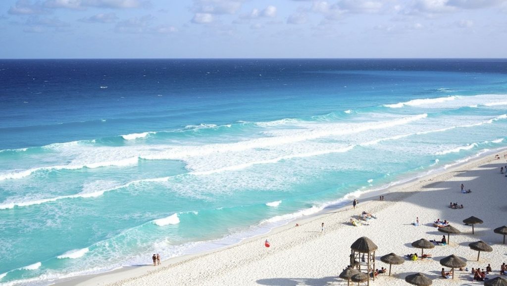 Playa Delfines (Cancún, México) — foto 3