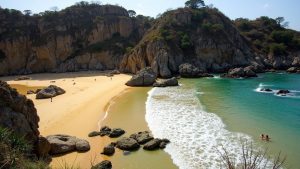 Playa Motín del Oro