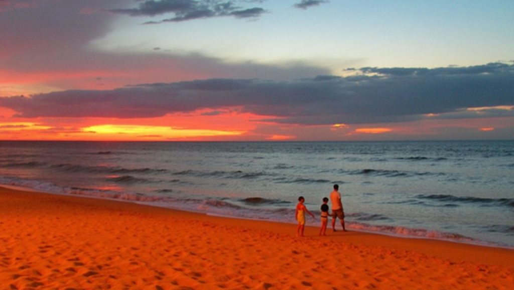 Playa Pie de la Cuesta (Guerrero, México) — foto 2