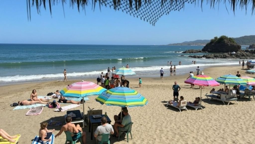 Playa Pontoque (Riviera Nayarit, México) — foto 3