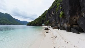 Inambuyod Beach