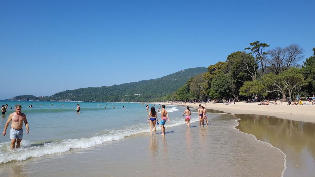 Kamala Beach (Kamala, Phuket, Tailandia) — foto 1