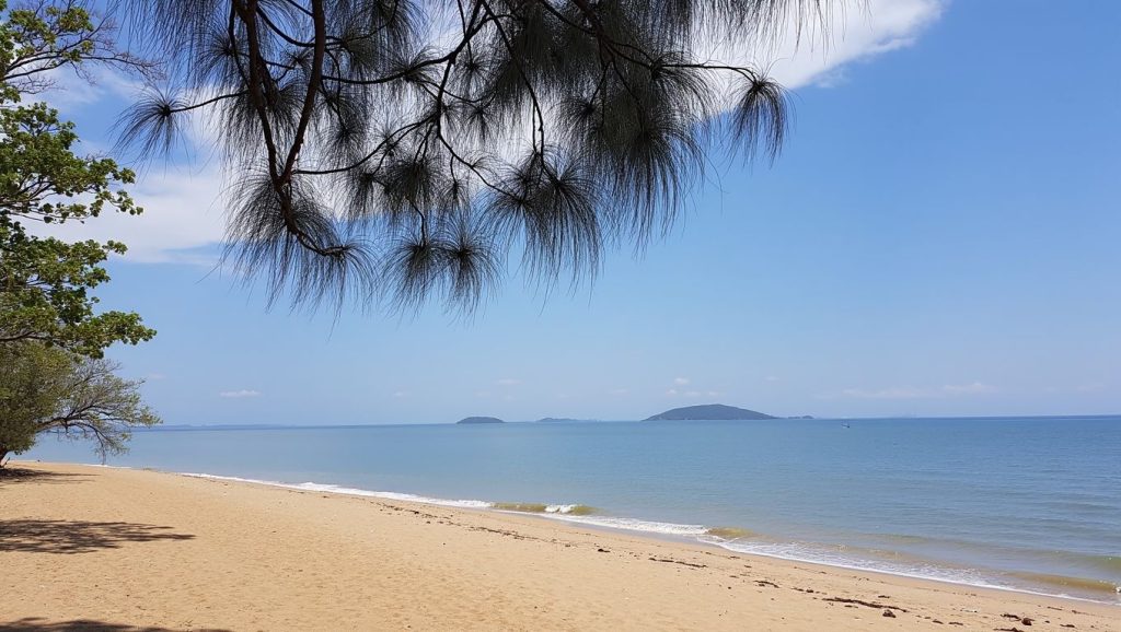 Laem Nga Beach (Este de Phuket, Phuket, Tailandia) — foto 6