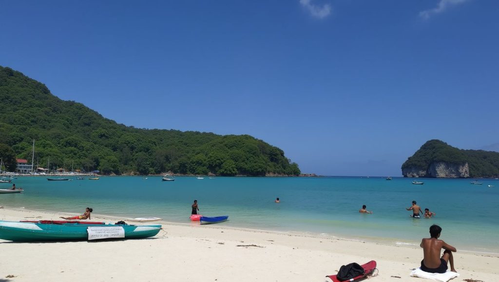 Loh Dalum Beach (Tonsai-Loh Dalum, Koh Phi Phi, Krabi, Tailandia) — foto 1