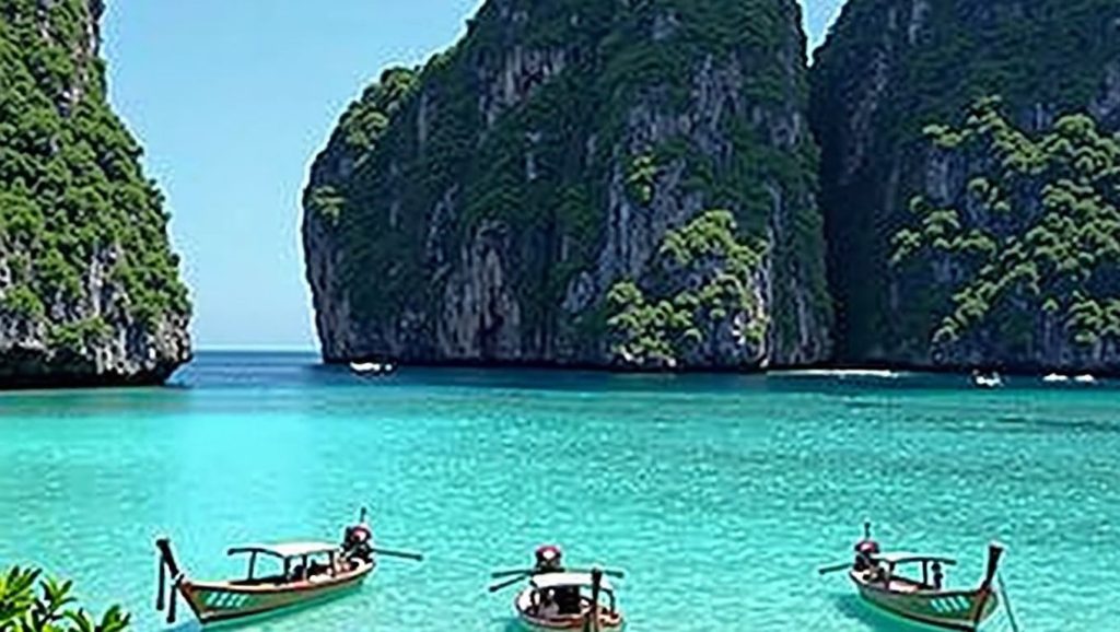 Loh Samah Beach (Phi Phi Leh, Koh Phi Phi, Krabi, Tailandia) — foto 5