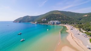 Nai Harn Beach