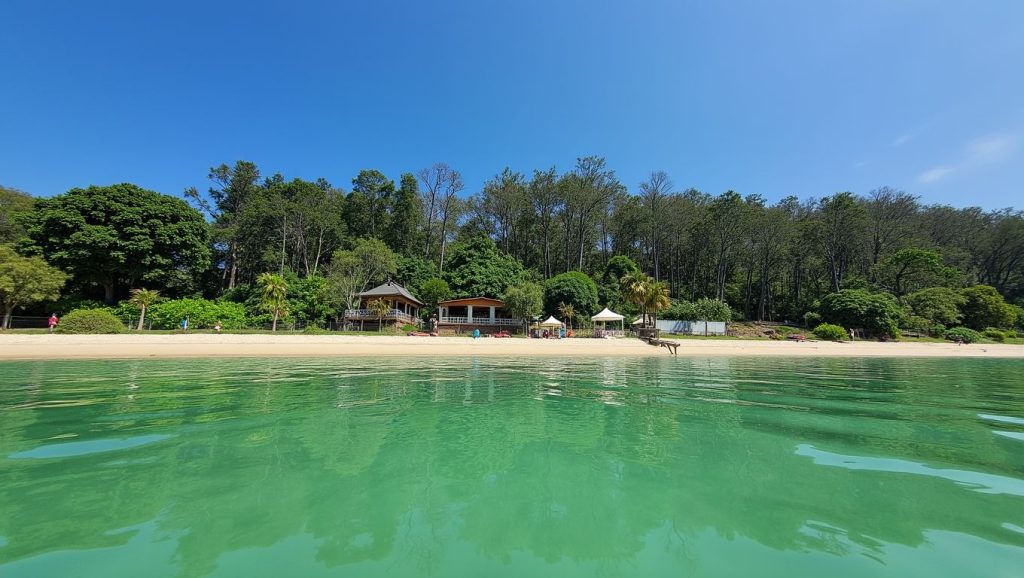 Nai Harn Beach (Sur de Phuket, Phuket, Tailandia) — foto 6