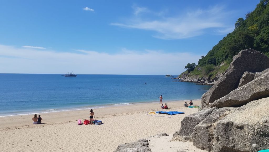 Nui Beach (Sur de Phuket, Phuket, Tailandia) — foto 5