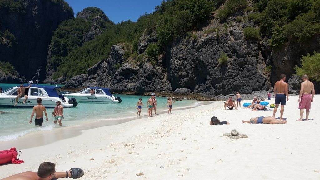 Nui Beach (Norte de Phi Phi Don, Koh Phi Phi, Krabi, Tailandia) — foto 5