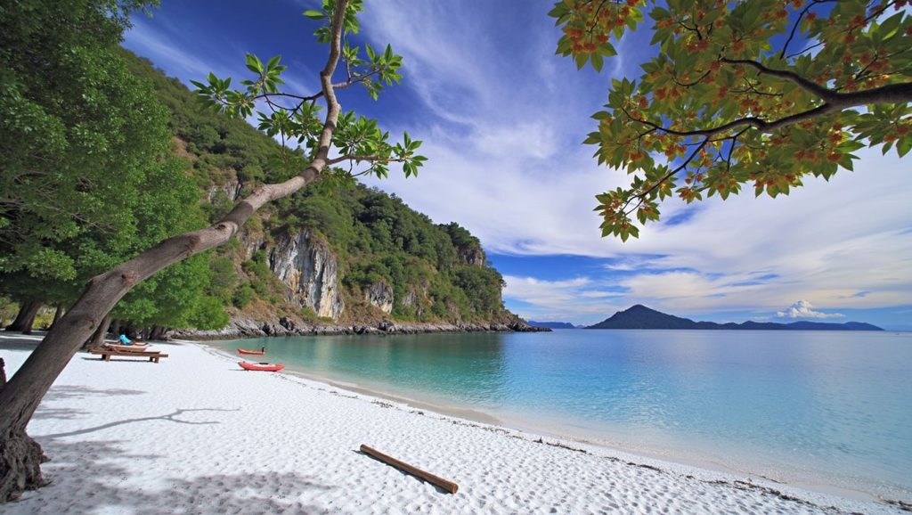 Papaya Beach (El Nido pueblo, El Nido, Palawan, Filipinas) — foto 4