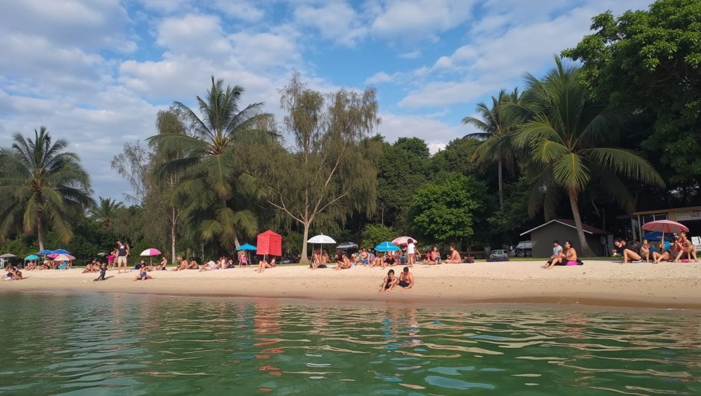 Surin Beach (Oeste de Phuket, Phuket, Tailandia) — foto 5