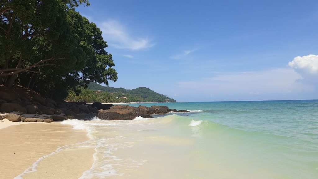 Viking Beach (Este de Phi Phi Don, Koh Phi Phi, Krabi, Tailandia) — foto 3
